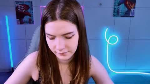 Snapshot of aliceinredsquare_ chatting on September 2025 05:20:02 AM Alice online show from September 2025 05:20:02 AM