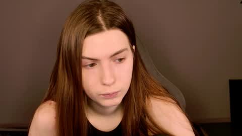 Alice online show from December 2025 05:17:02 AM