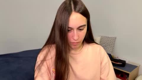 alicekollt online show from May 2026 05:07:02 PM