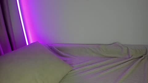 AliceLevine online show from December 2024 08:22:02 AM