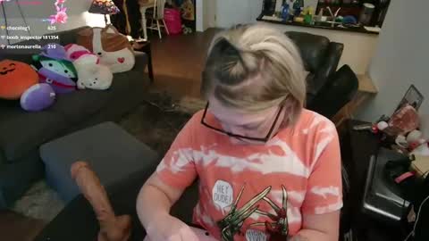 Snapshot of aliceliddell710 chatting on October 2025 08:15:01 PM Alice Liddell online show from October 2025 08:15:01 PM