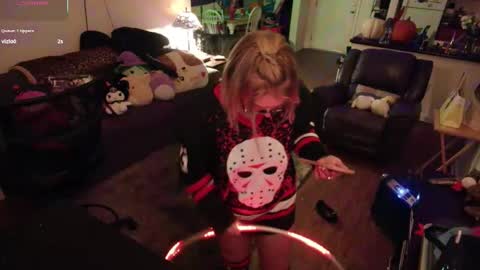 Snapshot of aliceliddell710 chatting on October 2025 04:35:02 AM Alice Liddell online show from October 2025 04:35:02 AM