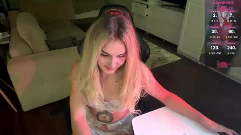 Alicelly online show from July 2026 02:13:01 PM