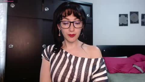 Snapshot of alicelove75 chatting on June 2026 10:00:01 PM alicelove75 online show from June 2026 10:00:01 PM