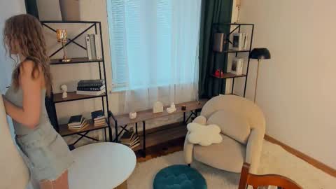 Snapshot of alicemelison chatting on February 2026 08:33:01 AM Serena online show from February 2026 08:33:01 AM