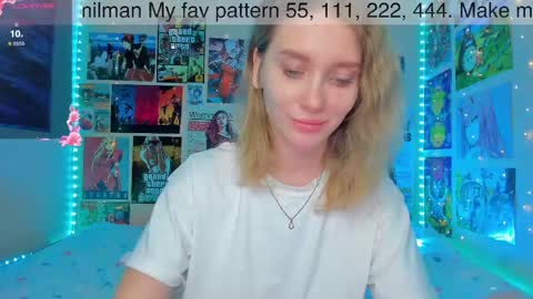 Snapshot of alicemilman chatting on December 2024 02:22:02 PM Alice online show from December 2024 02:22:02 PM