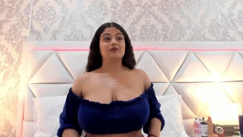 Snapshot of alicemorelli_ chatting on April 2026 03:39:01 AM Alice Morelli online show from April 2026 03:39:01 AM