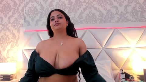 Snapshot of alicemorelli_ chatting on April 2026 03:44:02 AM Alice Morelli online show from April 2026 03:44:02 AM