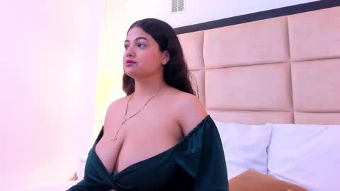 Alice Morelli  online show from May 2026 01:45:02 AM