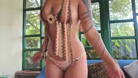 alicemrtnzz online show from July 2026 04:25:01 PM