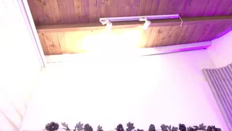 alicenoir_ online show from July 2026 11:15:01 PM