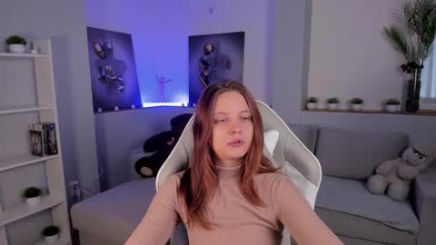 Alice online show from September 2025 02:36:02 AM