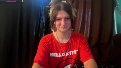 Snapshot of alicepinkhead chatting on September 2025 01:57:02 PM AlicePinkhead online show from September 2025 01:57:02 PM