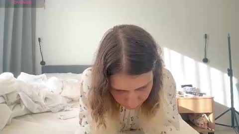 Snapshot of alicepinkhead chatting on October 2025 09:41:02 AM AlicePinkhead online show from October 2025 09:41:02 AM