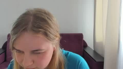 Snapshot of alicepopsy chatting on June 2026 03:36:01 PM Alice online show from June 2026 03:36:01 PM