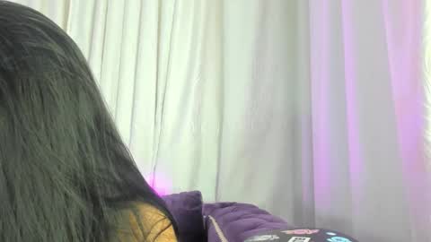 Alice online show from November 2025 07:05:02 PM