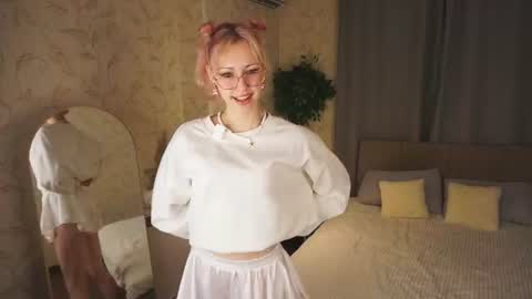 Milly online show from July 2026 06:28:01 AM