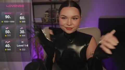 Alice online show from December 2024 03:29:02 AM