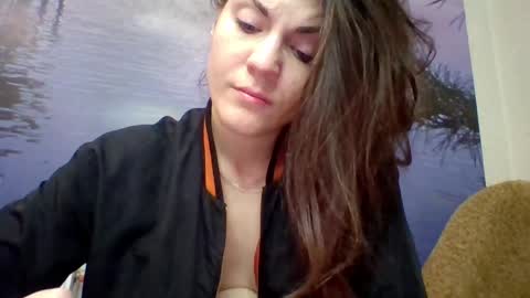Snapshot of alicetailorrr chatting on April 2026 07:57:02 AM AliceTailorrr online show from April 2026 07:57:02 AM