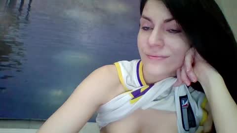 Snapshot of alicetailorrr chatting on May 2026 08:11:01 AM AliceTailorrr online show from May 2026 08:11:01 AM