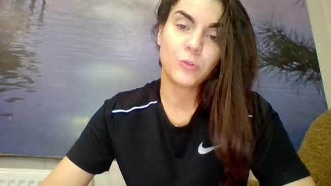 Snapshot of alicetailorrr chatting on May 2026 02:49:02 PM AliceTailorrr online show from May 2026 02:49:02 PM