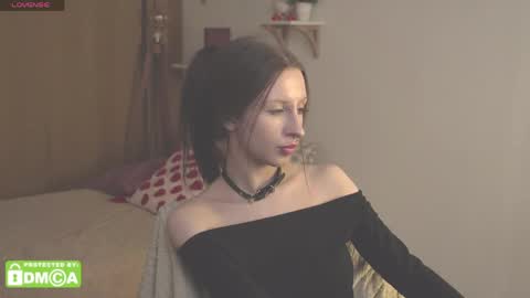 Snapshot of alicewallflower chatting on April 2026 08:47:01 PM alicewallflower online show from April 2026 08:47:01 PM