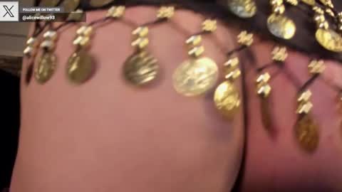 Snapshot of alicewillow chatting on March 2025 05:02:01 AM Alice online show from March 2025 05:02:01 AM