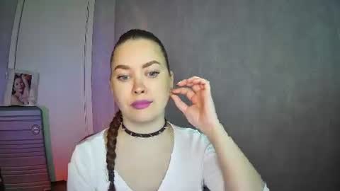 AlicexFresh online show from June 2026 06:27:01 AM