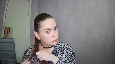 AlicexFresh online show from June 2026 08:37:01 AM