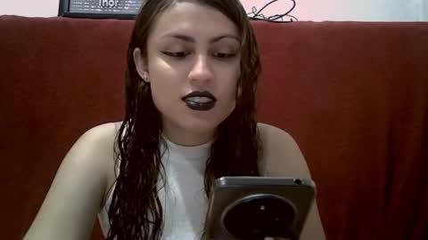 alicia_axiom online show from May 2026 06:25:01 PM