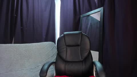 Alicia online show from January 2025 07:11:01 PM