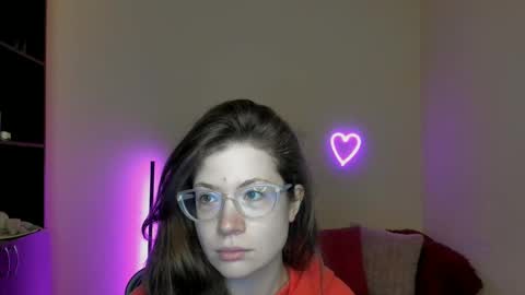 Snapshot of alicia_folow chatting on March 2025 06:21:02 AM Alicia online show from March 2025 06:21:02 AM