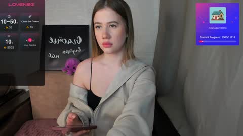 Snapshot of alicia_hines chatting on January 2025 12:10:01 PM Alicia online show from January 2025 12:10:01 PM