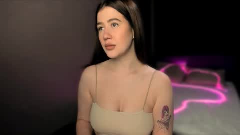 Snapshot of alicia_hines chatting on September 2025 07:57:02 PM Alicia online show from September 2025 07:57:02 PM