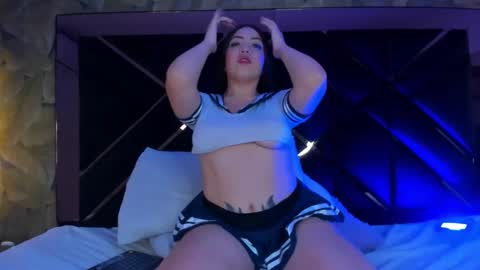 Alice  online show from November 2025 05:06:01 AM