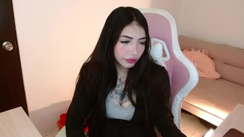 ALICIA  online show from June 2026 06:20:01 AM