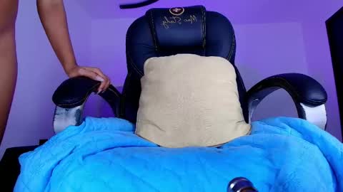 Alicia Kyse  online show from April 2026 03:13:02 AM