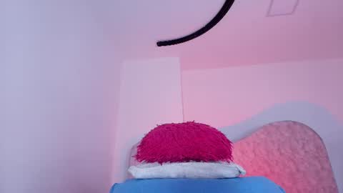 Alicia Kyse  online show from July 2026 03:10:02 AM