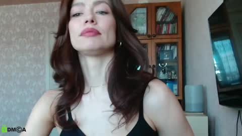 Alicia online show from May 2026 10:21:02 AM