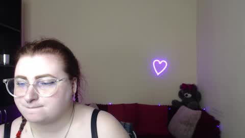 Snapshot of alicia_side_red chatting on April 2026 06:16:01 AM Alicia online show from April 2026 06:16:01 AM