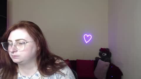 Snapshot of alicia_side_red chatting on April 2026 05:21:01 AM Alicia online show from April 2026 05:21:01 AM