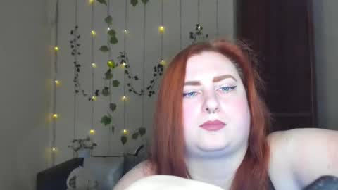 Snapshot of alicia_side_red chatting on May 2026 11:28:01 AM Alicia online show from May 2026 11:28:01 AM