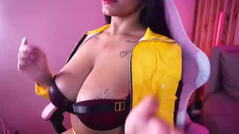 alicia_summer_ online show from June 2026 04:09:01 AM