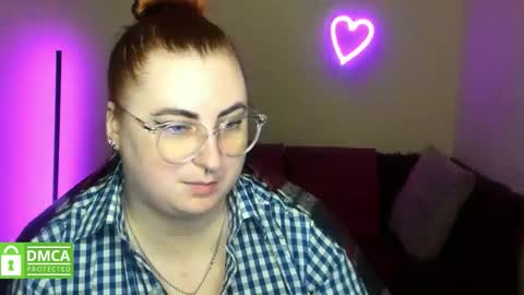 Snapshot of aliciaaared_kis chatting on November 2025 06:46:02 AM Alicia online show from November 2025 06:46:02 AM