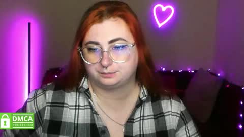 Snapshot of aliciaaared_kis chatting on December 2025 06:28:01 AM Alicia online show from December 2025 06:28:01 AM