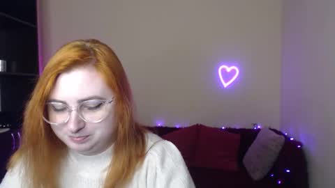 Snapshot of aliciaaared_kis chatting on December 2025 06:30:02 AM Alicia online show from December 2025 06:30:02 AM