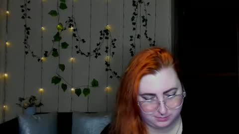 Snapshot of aliciaaared_kis chatting on January 2026 06:28:02 AM Alicia online show from January 2026 06:28:02 AM