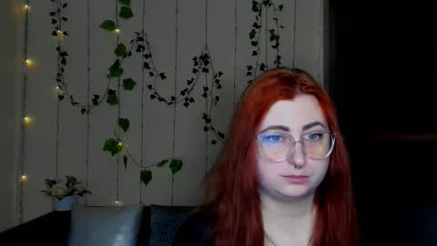 Snapshot of aliciaaared_kis chatting on February 2026 06:51:02 AM Alicia online show from February 2026 06:51:02 AM