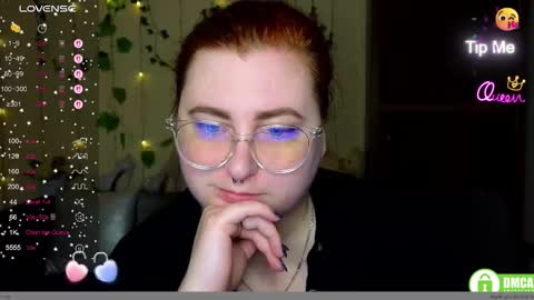 Snapshot of aliciaaared_kis chatting on February 2026 06:37:01 AM Alicia online show from February 2026 06:37:01 AM