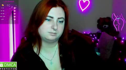 Snapshot of aliciaaared_kis chatting on March 2026 07:38:01 AM Alicia online show from March 2026 07:38:01 AM